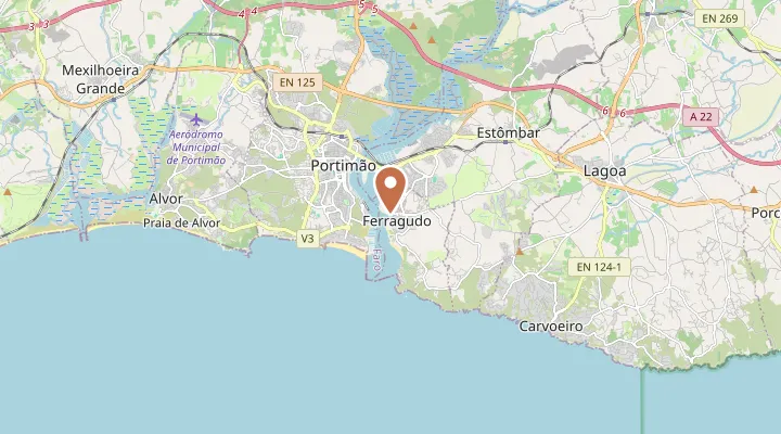 Map showing the location of Ferragudo